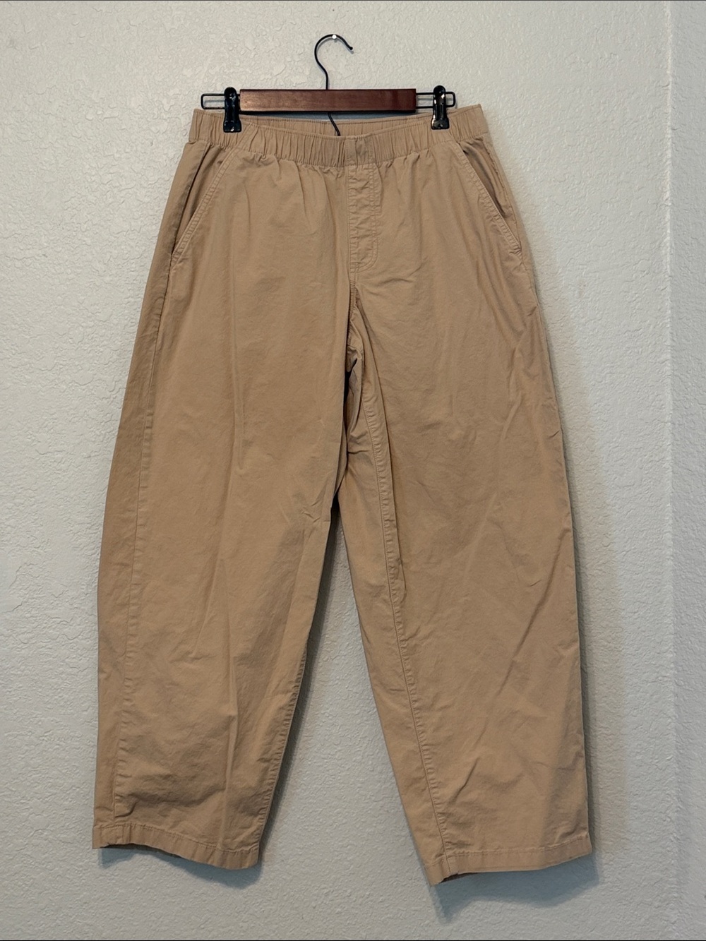 American Eagle Outfitters Beige Elastic-Waist Chino Pants